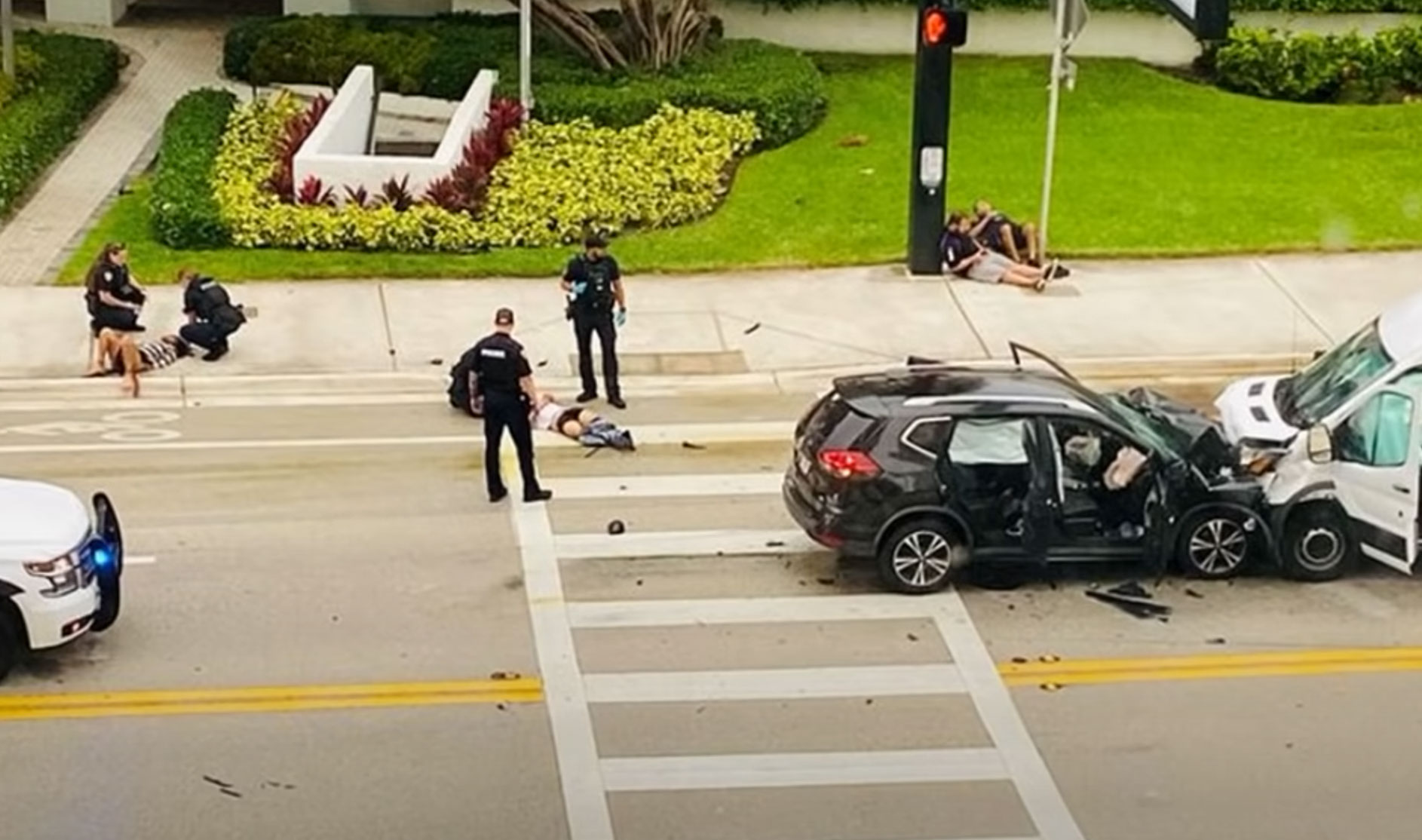 In Florida, a couple collided with a Nissan FedEx truck, and the "beginning of the road" incident was wrong.