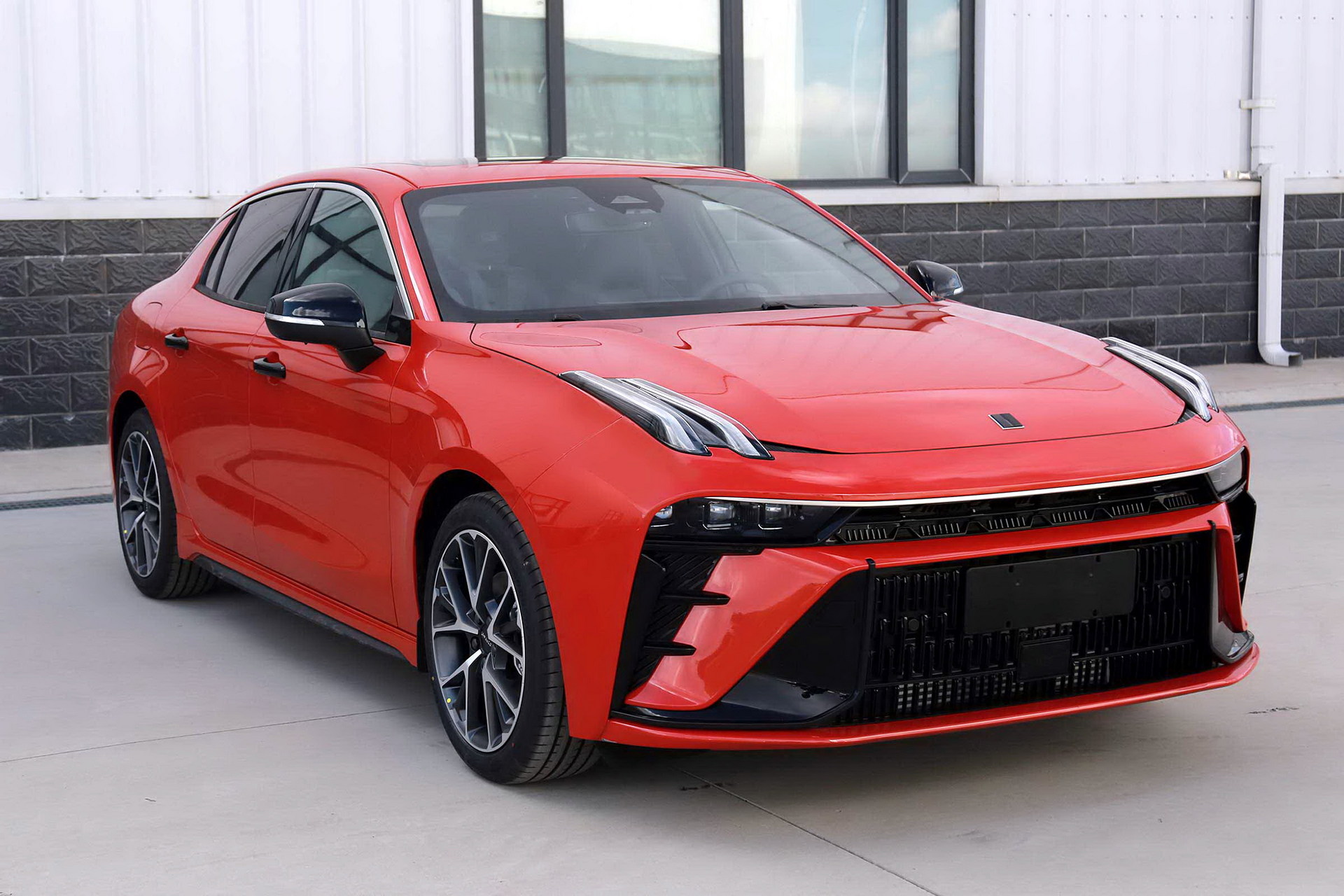 Lynk & Co 03 Facelift leaked, trying to look sporty