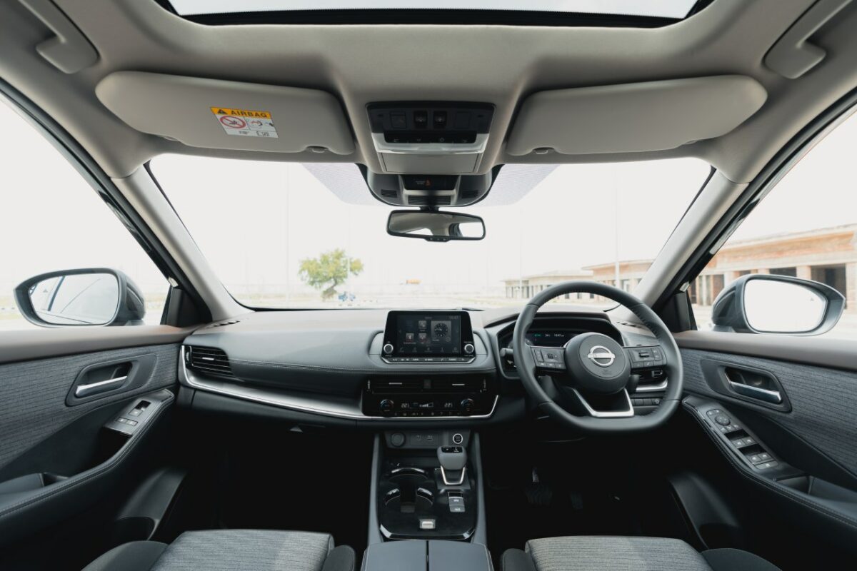 New Nissan X trail Review Image Interior Dashboard Car Blog India New Nissan X trail Review Image Interior Dashboard